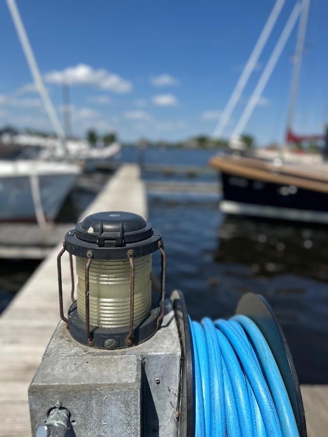 Gezellige Stacaravan Met Groot, Zonnig Terras! Belt-Schutsloot المظهر الخارجي الصورة